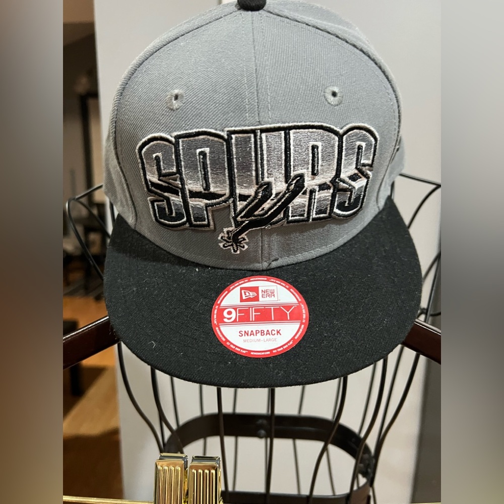 New Era Spurs SnapBack hat